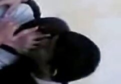 女の子,光沢のある,サークルのための二人の共犯者と酔って,人はアルコールを飲んでいます,そして、人は撮影しています 女性 の 為 の エロ アニメ